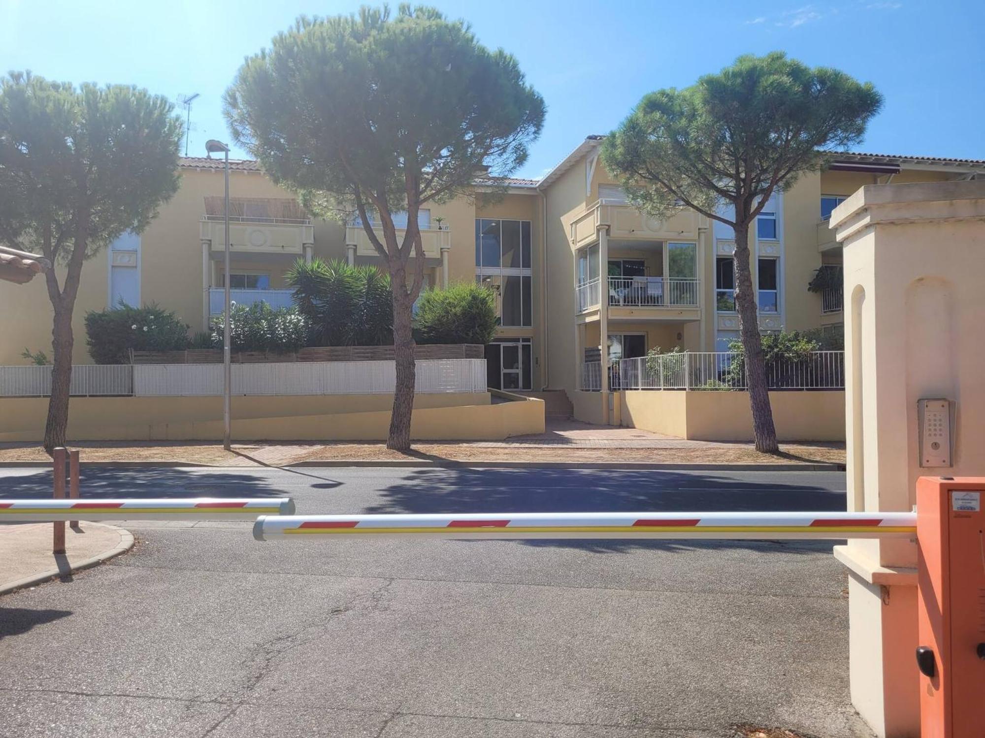 Ferienwohnung Le Jardin D'Hugo Lattes Exterior foto